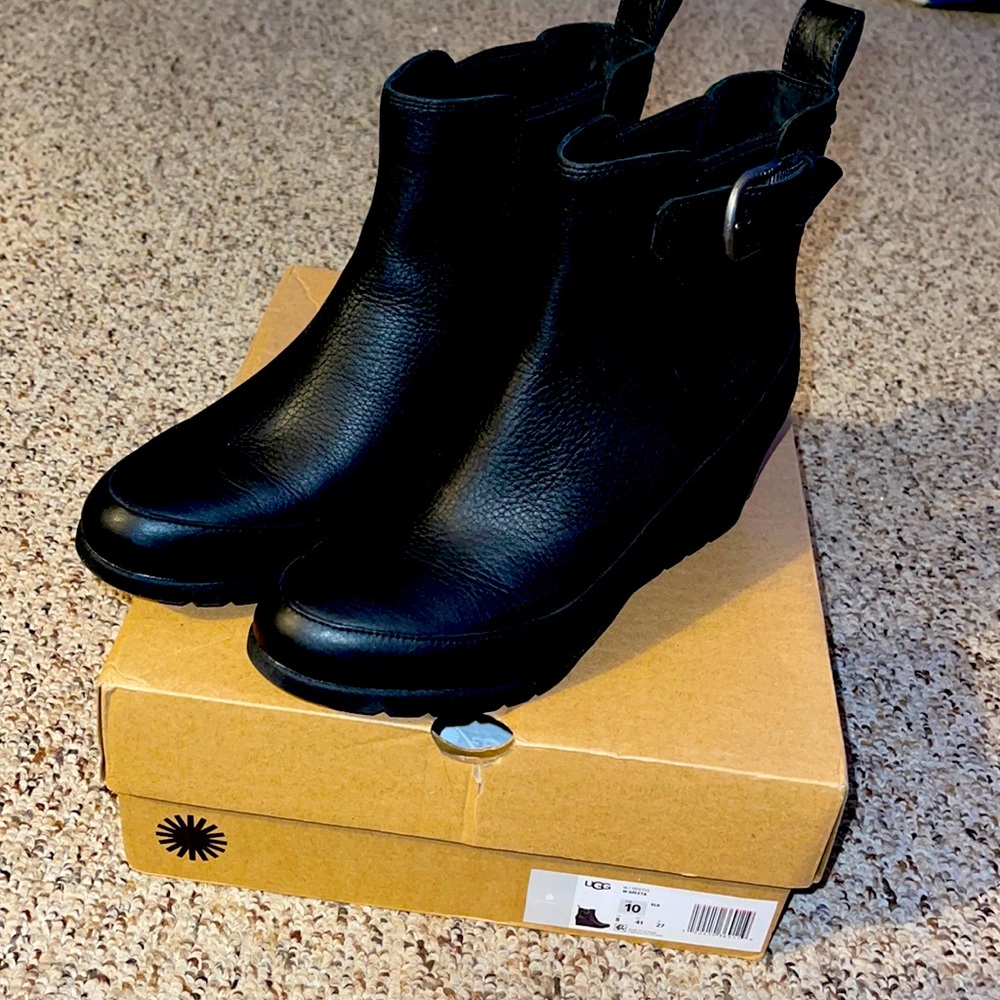 UGG ARLETA BLACK WATERPROOF LEATHER WOOL WEDGE BOOTS SIZE US 10 WOMEN